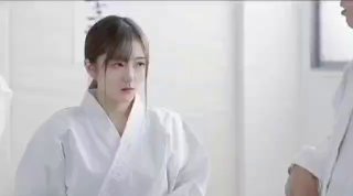 国产AV 果冻传媒 JK制服 JK女约拍私房照 被摄影师和朋友用媚药玩弄 王亦舒